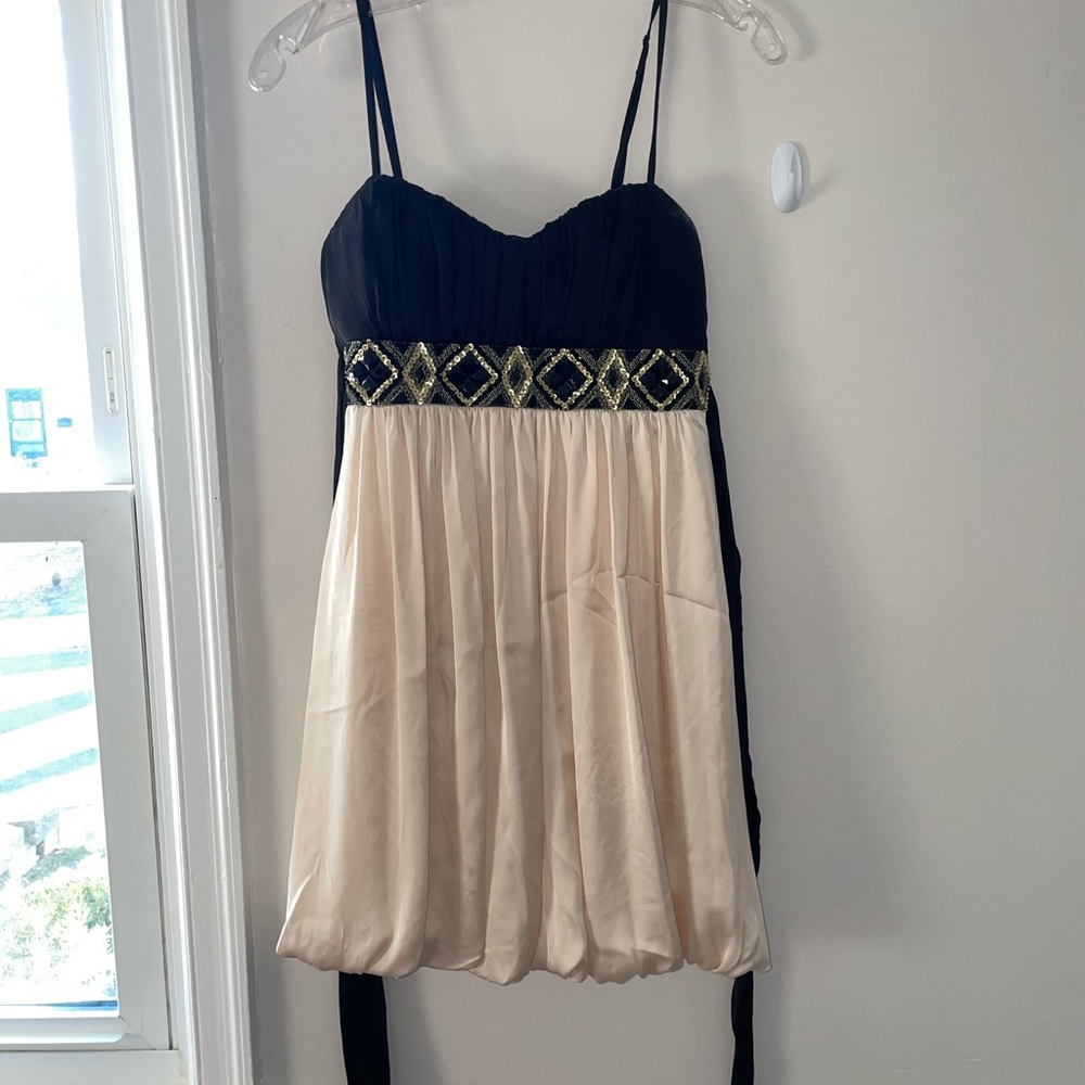 Arden b homecoming dress
